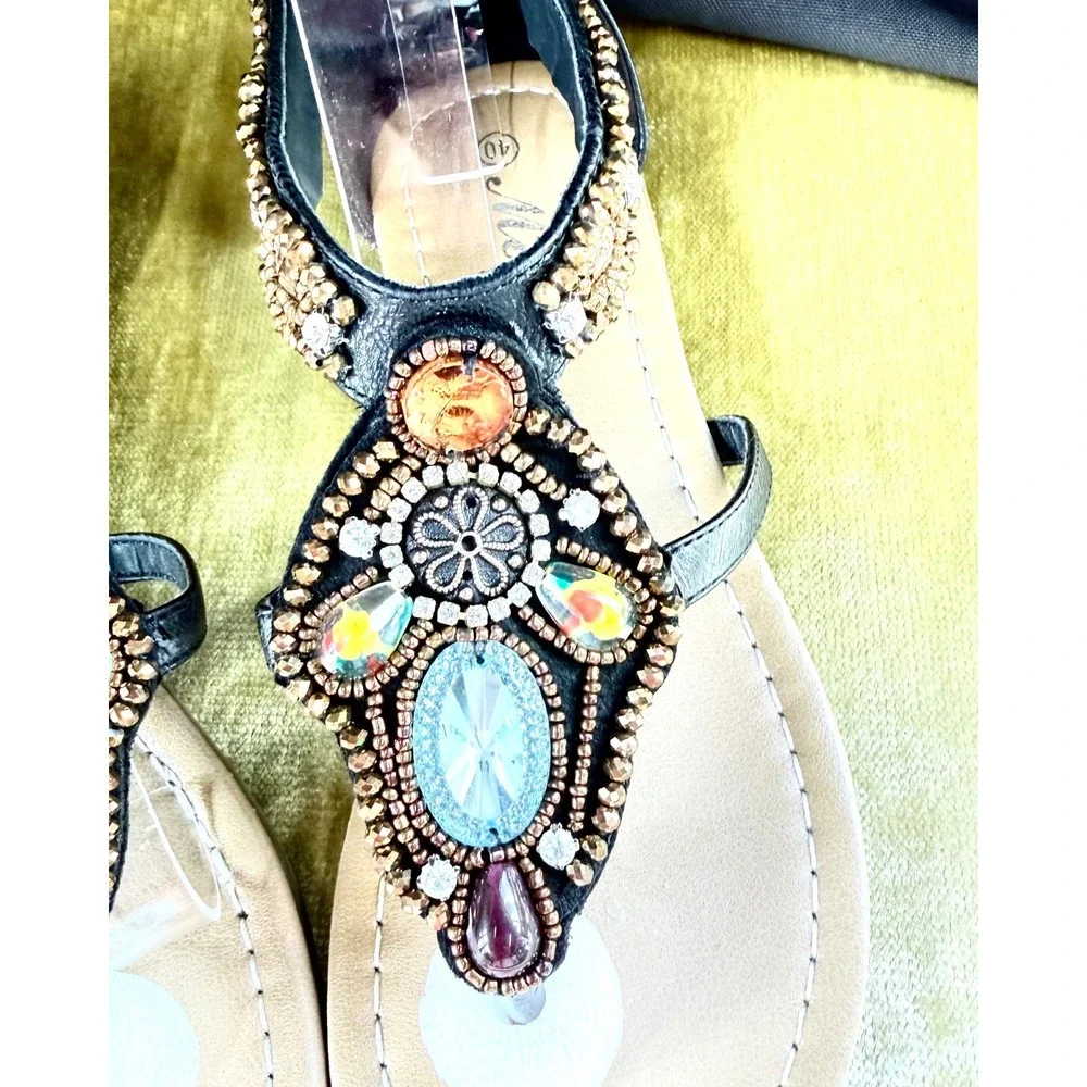 Mobi Size 40 Jeweled Embellished T-Strap Sandals Black NWOT